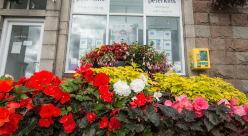 Inverurie hanging baskets.